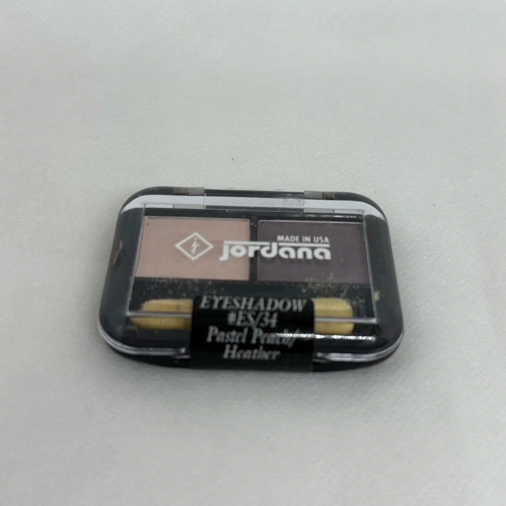 Jordana Eyeshadow Duo in Pastel Peach and Heather #ES/34